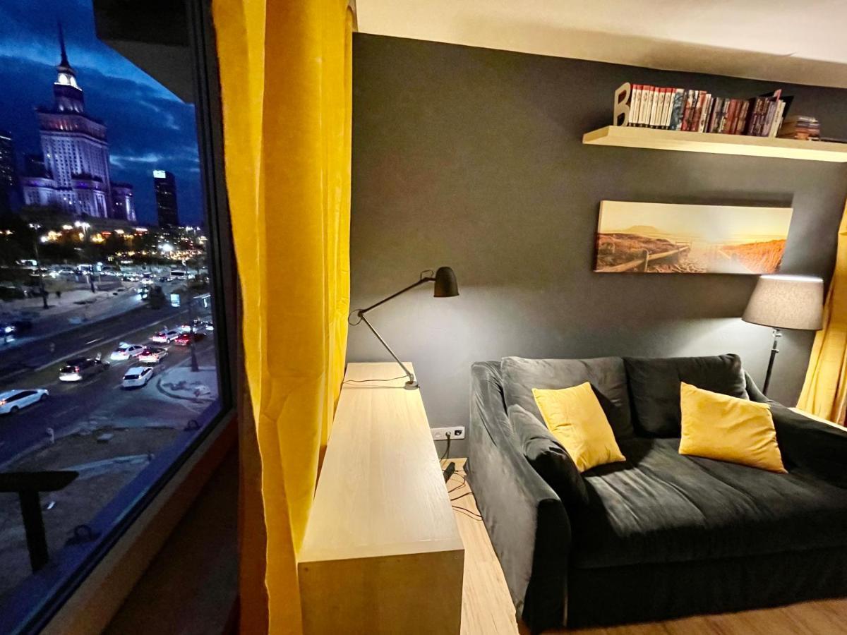 Forum Metro Wifi 1Gbs 70'Tv Netflix Hbo Appletv Varşova Dış mekan fotoğraf