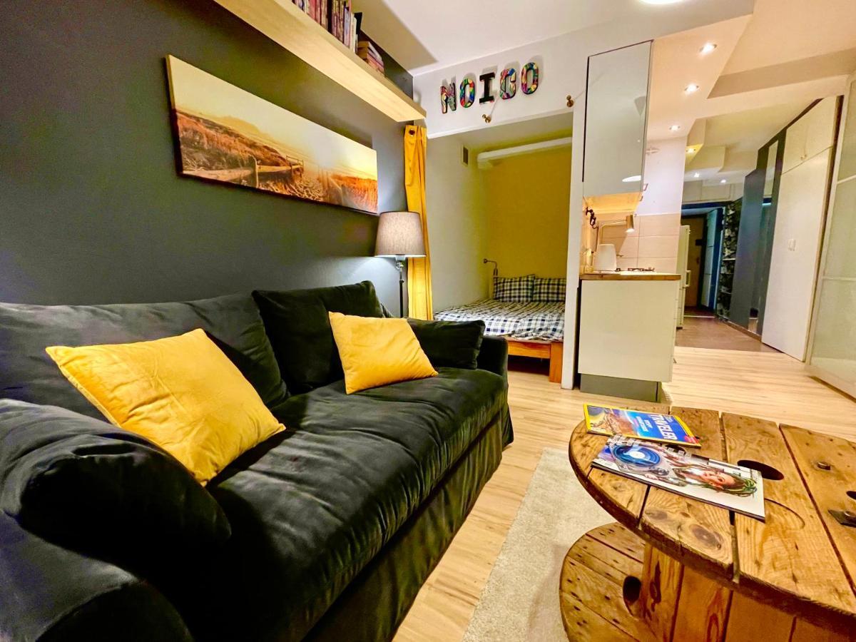 Forum Metro Wifi 1Gbs 70'Tv Netflix Hbo Appletv Varşova Dış mekan fotoğraf